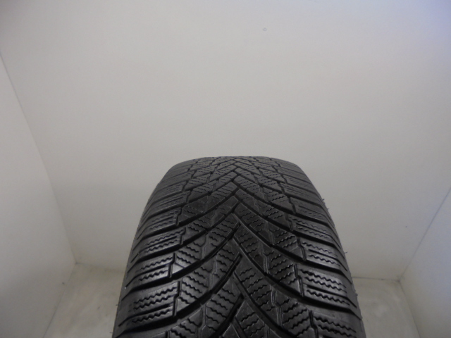 Firestone Winterhawk 4 guma