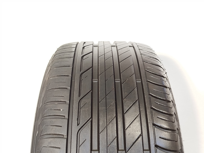 Bridgestone T001 guma