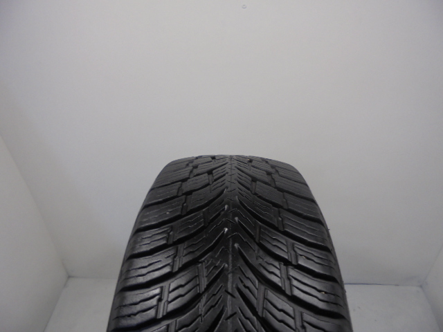 Nokian Seasonproof 1 guma