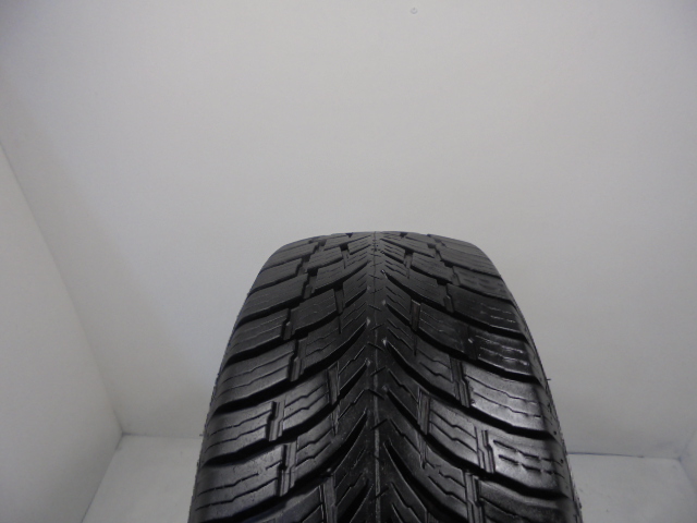 Nokian Seasonproof 1 C guma