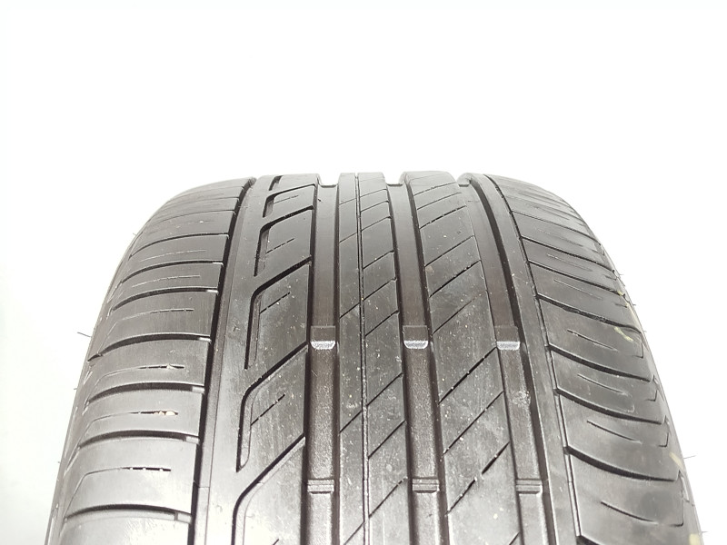 Bridgestone T001 guma