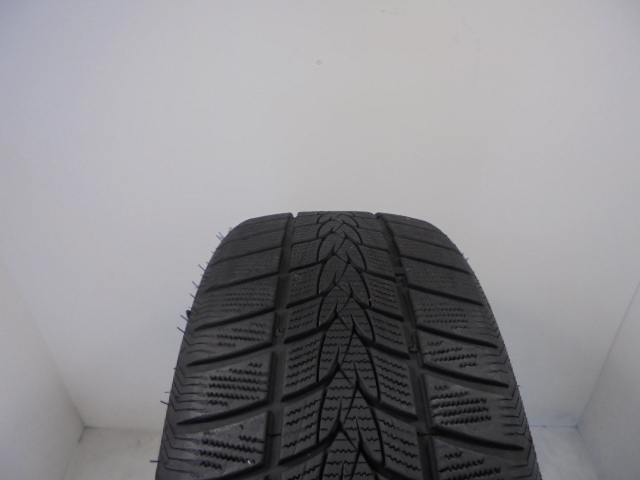 Minerva Frostrack UHP guma