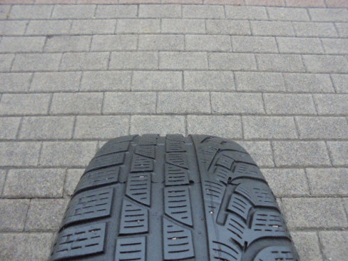 Pirelli Sottozero winter 240 guma